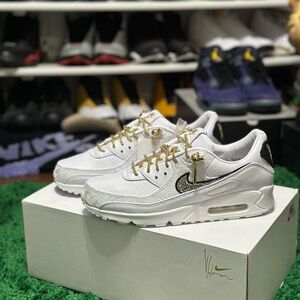 Victor Solomon x Nike Air Max 90 'Downtown Diamond District'
